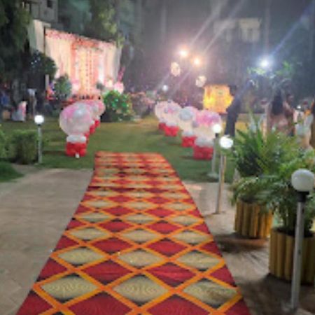 Hotel Blue Paradise Chandrapur Zewnętrze zdjęcie