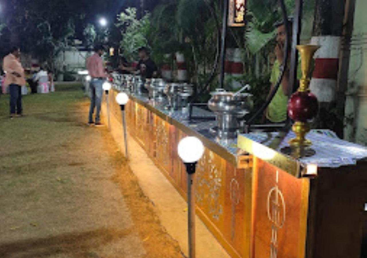Hotel Blue Paradise Chandrapur Zewnętrze zdjęcie